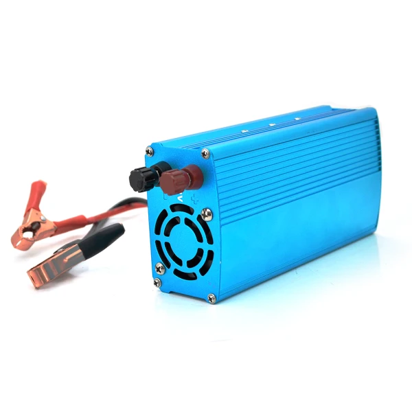 Інвертор напруги RITAR PIV1200A, 12/220 з апроксимувати синусоїдою, 1 універсальна розетка, клеми, 1 USB вихід, клемні дроти + крокоділли