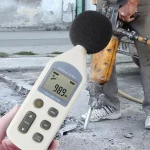 Вимірювач рівня шуму (шумомір) 30-130 дБ BENETECH GM1357 - Зображення 4