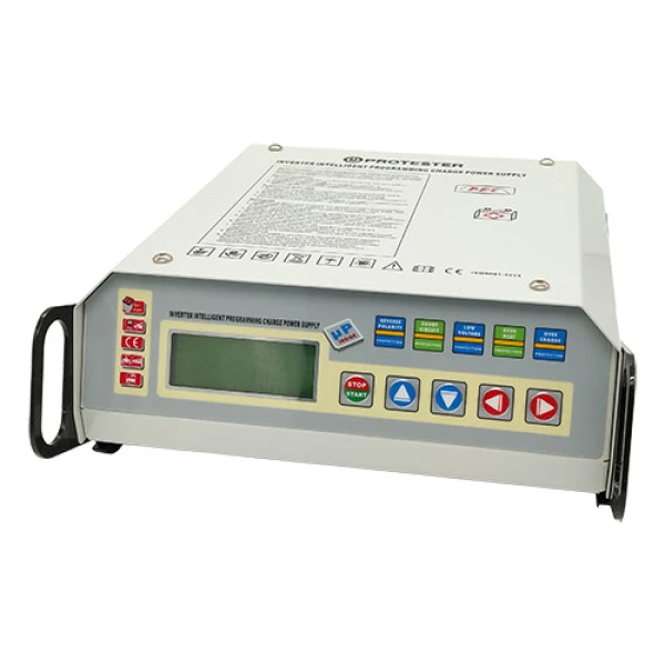 Інверторний зарядний пристрій 12V, макс. струм 150A, 220V PROTESTER IPS-7PRO