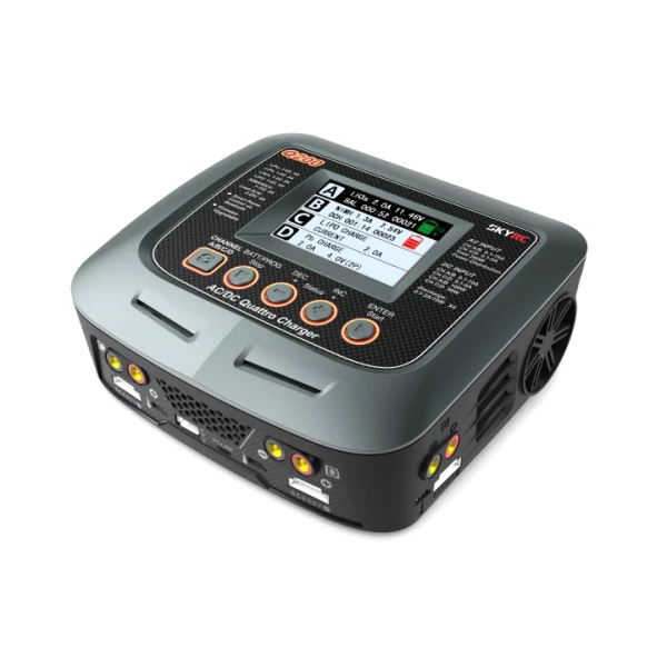 Зарядний пристрій кватро SkyRC Q200 10A 200W/300W з/БП універсальний (SK-100104)