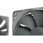Вентилятор 120 мм, Noctua NF-P12 redux-900, Black, 120x120x25 мм, 900 RPM, 29,7 dB, SSO2 Bearing, 3-pin, 12 V / 0,05 A, Low-Noise Adapter (L.N.A.), компенсатори вібрації - Зображення 5
