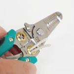 Кліщі Pro'sKit CP-406S для зачищення проводів - Зображення 4
