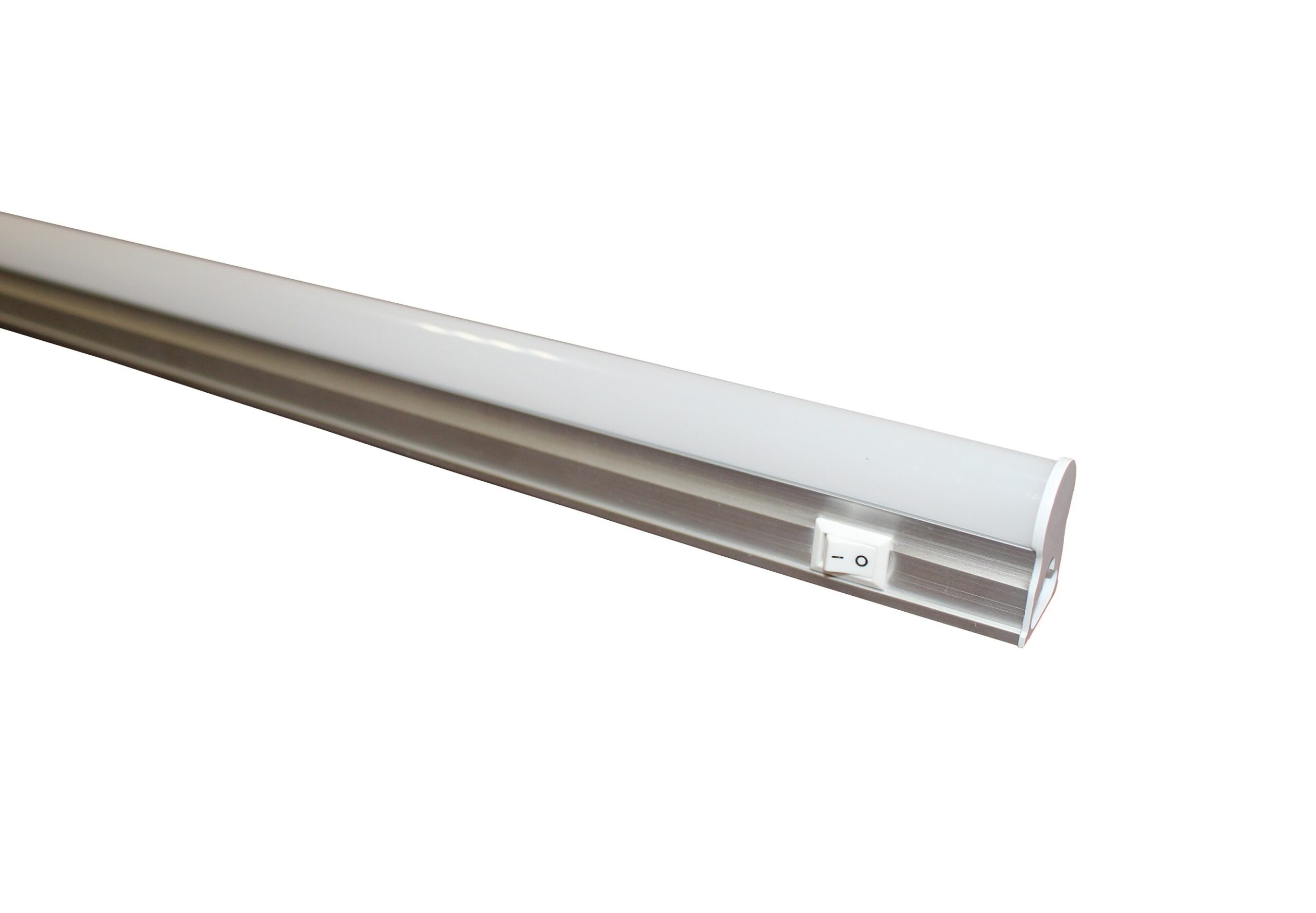 svitilnik-led-t5-600-6400k-10w-230v-800l-alum-z-vimikachem-scaled-1.jpg Світильник LED T5-600-6400K-10W-230V-800L Alum (з вимикачем) - Зображення 1